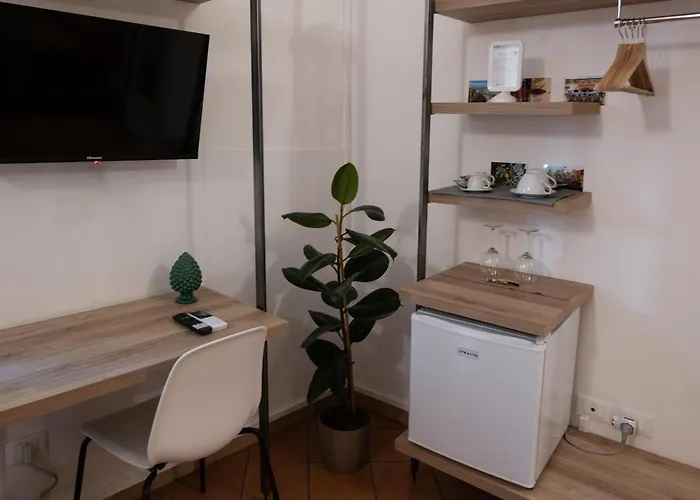 Bed & Breakfast San Barnaba 3*